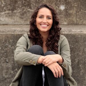 Meet your Posher, Olivia